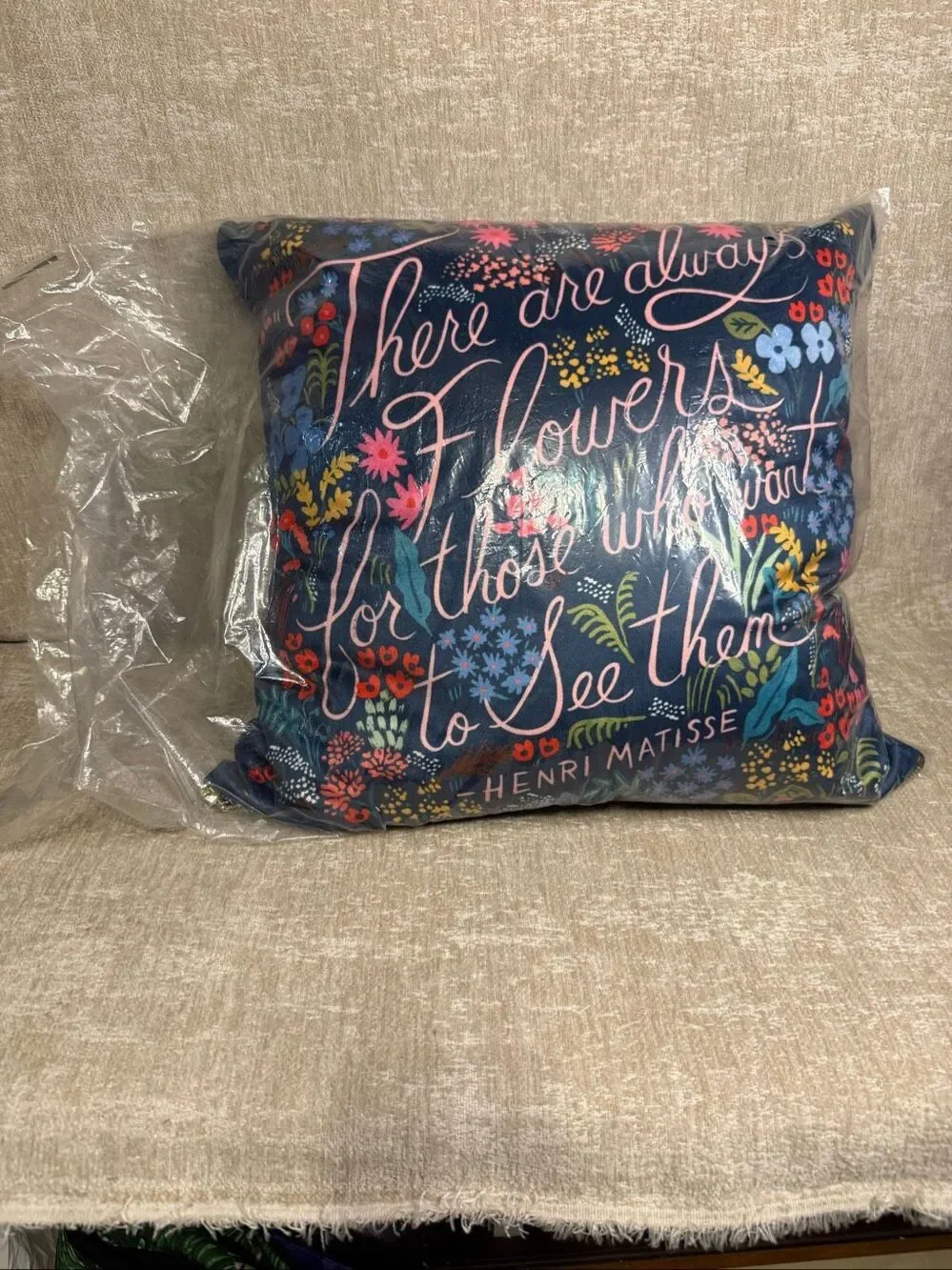 NWT Anthropologie for Rifle Paper Co. Crafted by Loloi Henry Matisse Botanical T